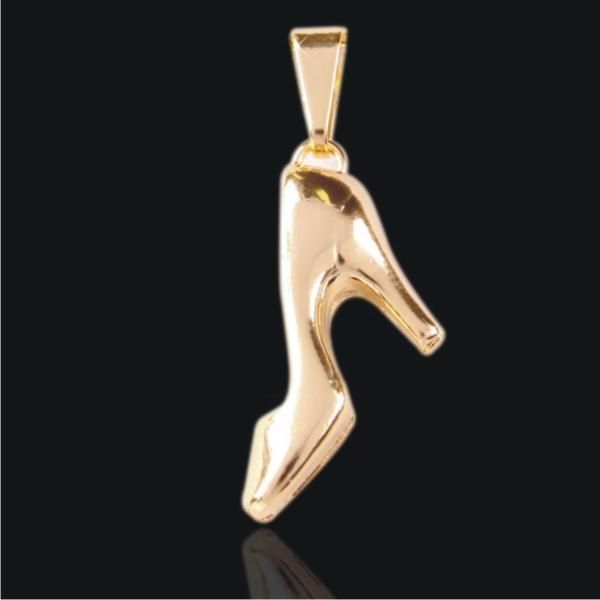 Pingente Sapatinho Dourado - 131