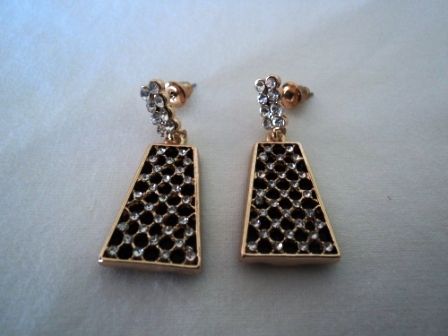 Brinco Pedra Negras c/ Strass - 885