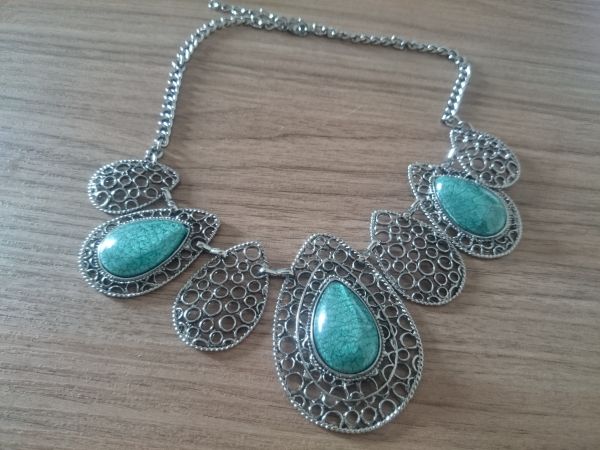 Maxi Colar Prateado c/ Pedras - 570
